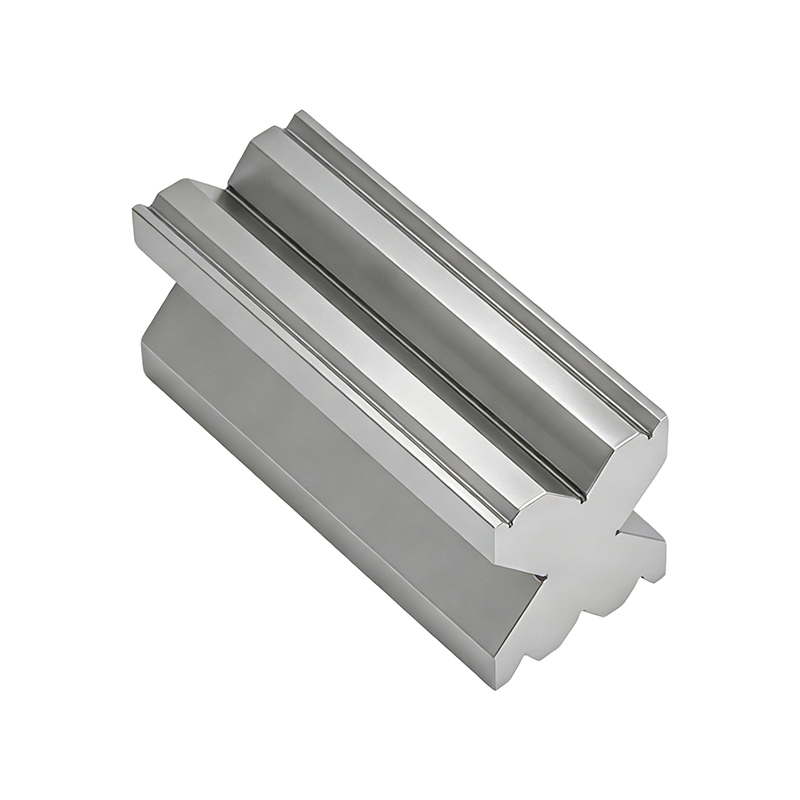 Four-sided V-groove die