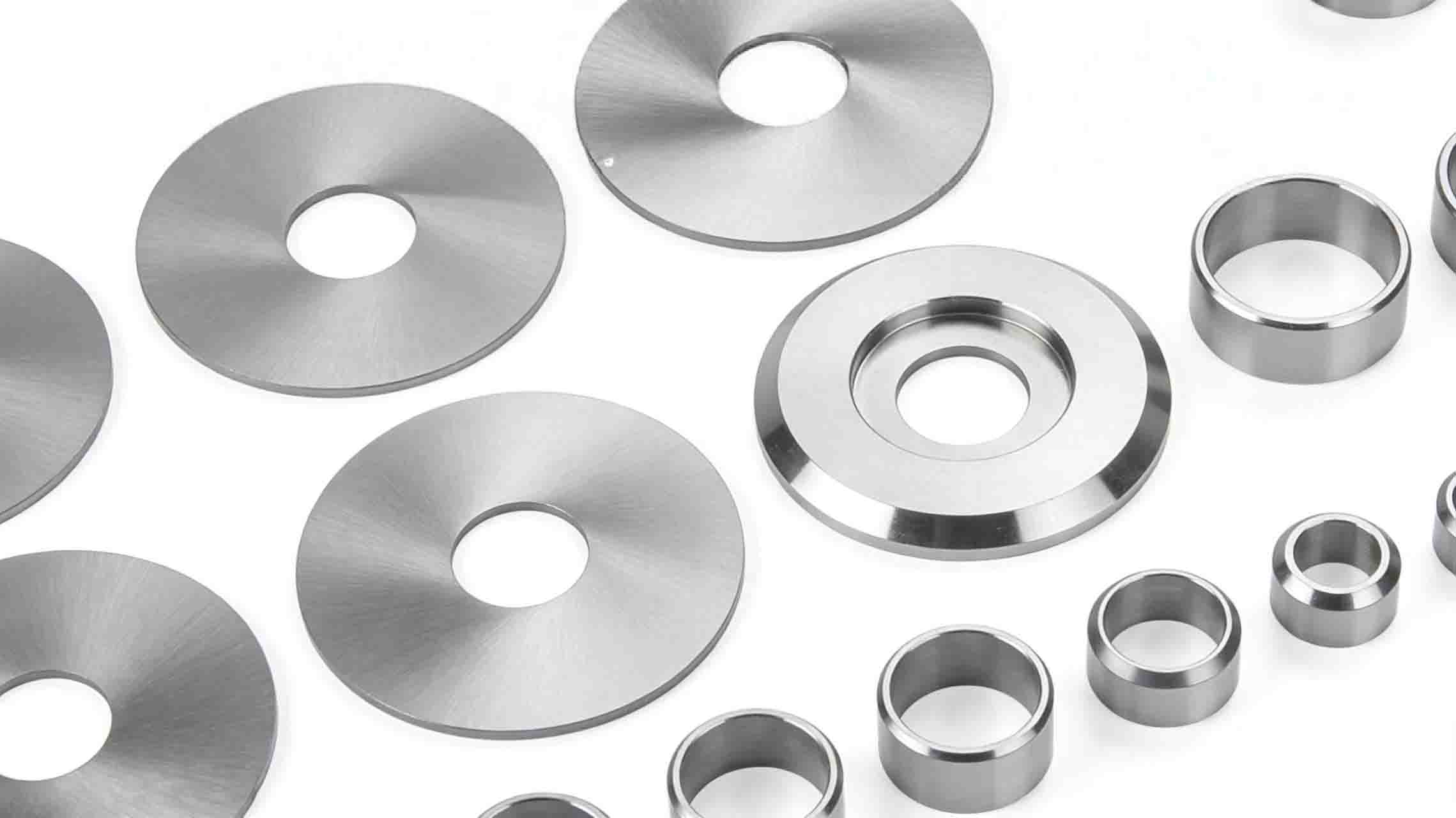 スリッター刃の位置決めミスによって発生するウェブ張力の問題を解決するには？